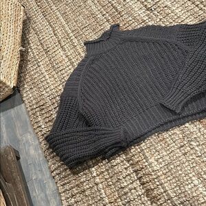 H&M Grey Chunky Cableknit Turtleneck Sweater Size Small